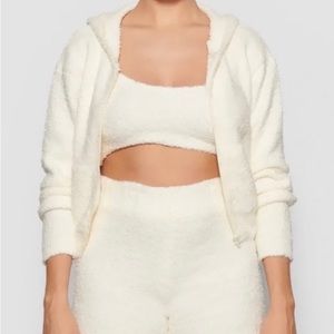 SKIMS | Fuzzy Hooded Zip Up Sweater/Seatshirt Color: Cream